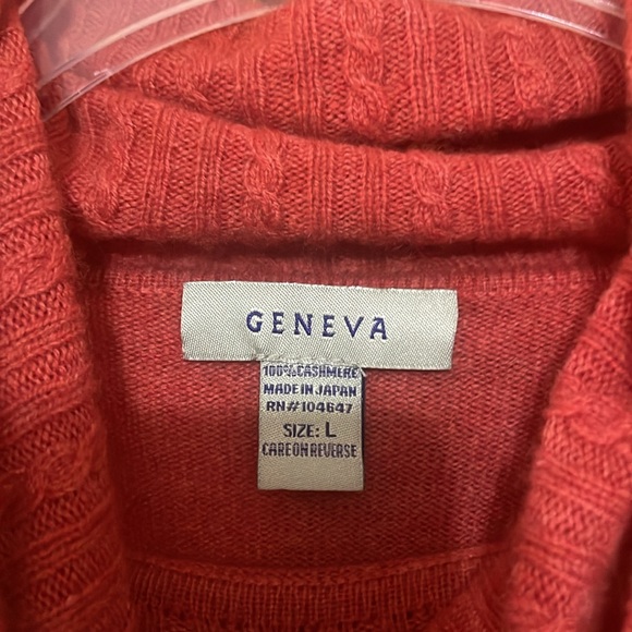 Gently worn brick colored size large mock turtle cashmere sweater - Picture 2 of 2